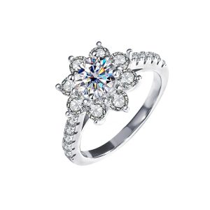 Moissanite diamond ring for women