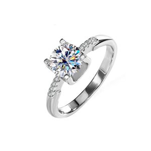 four claw moissanite diamond pair ring